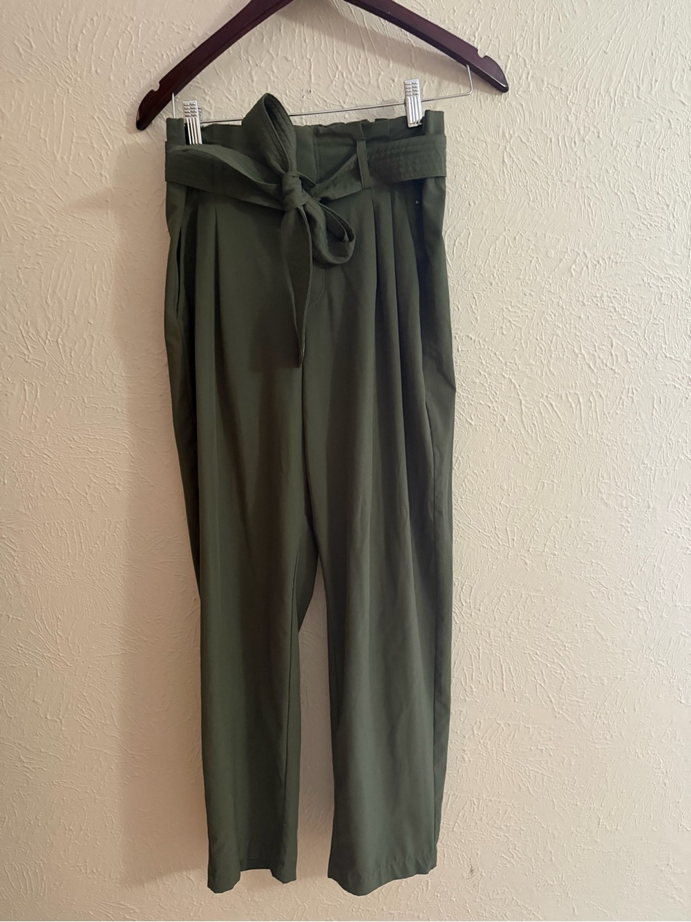 Tommy Hilfiger Olive Green Paperbag Waist Tie-Belt Pants – Size Small